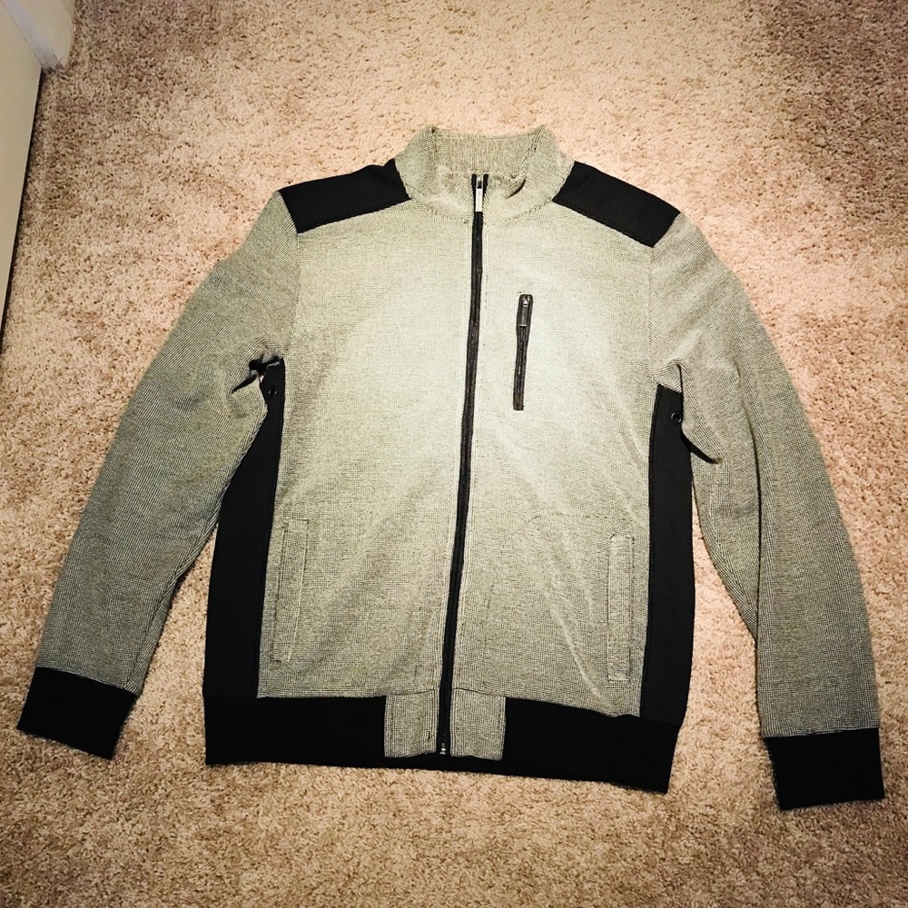 KENNETH COLE SWEATER - Picture 2 of 6